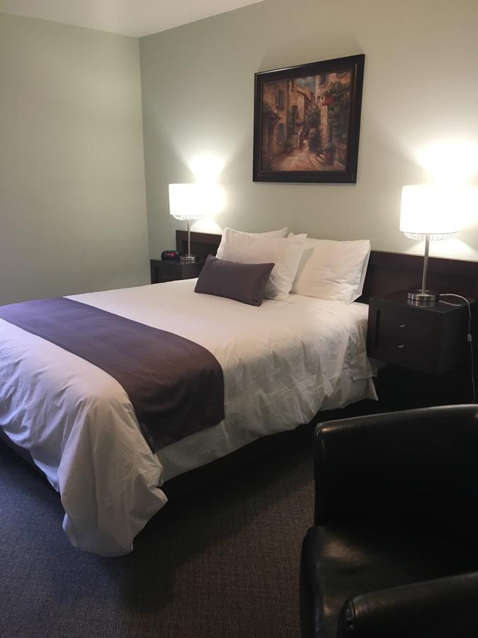 Centre Inn Saguenay